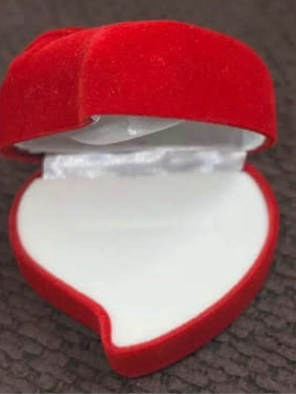 Heart-Shaped Velvet Ring Box in Red